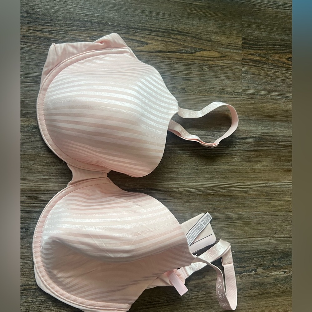 Victoria Secret Bra